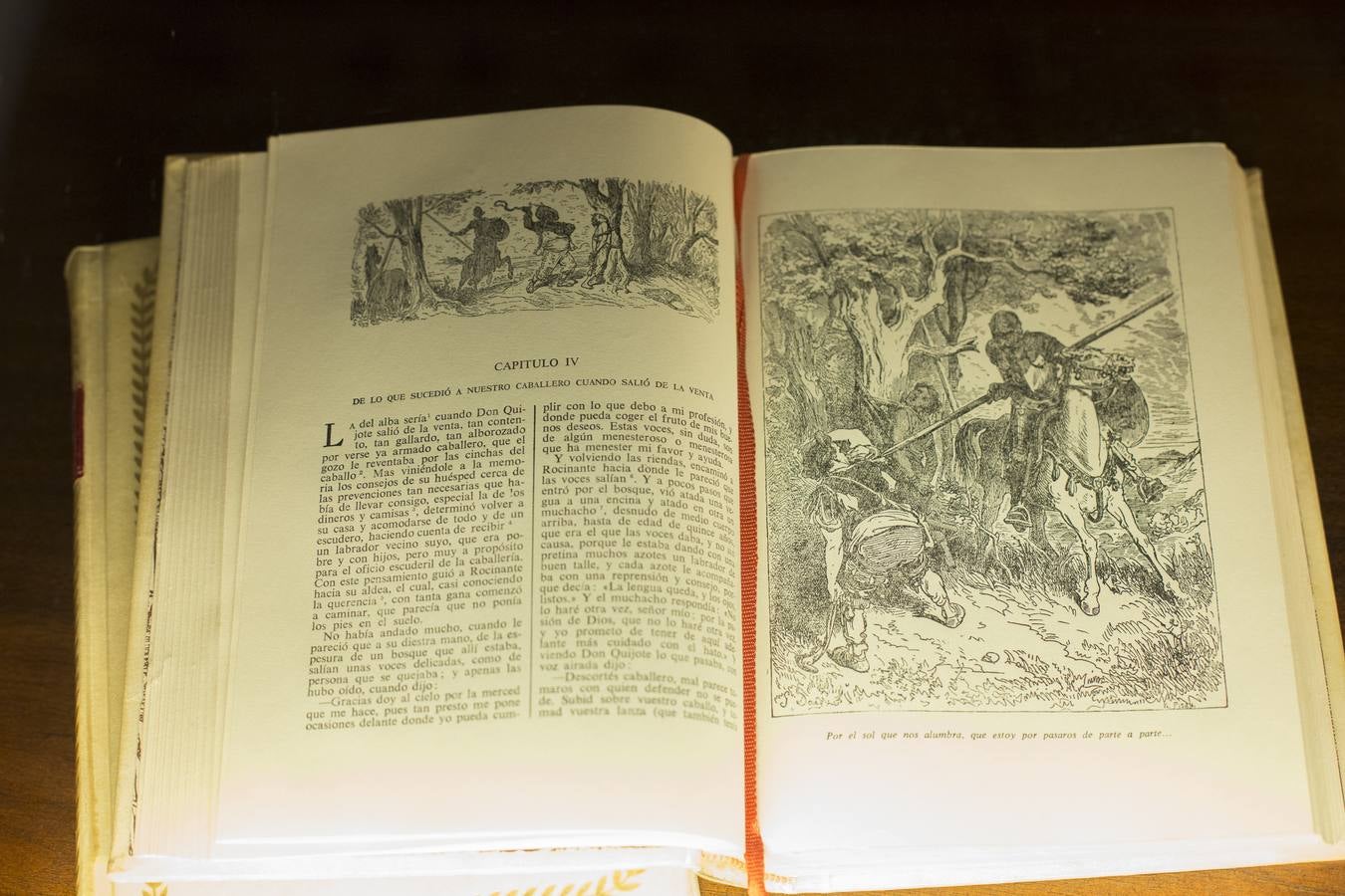 La Biblioteca del Hospital Real reúne ediciones antiguas y raras de Cervantes