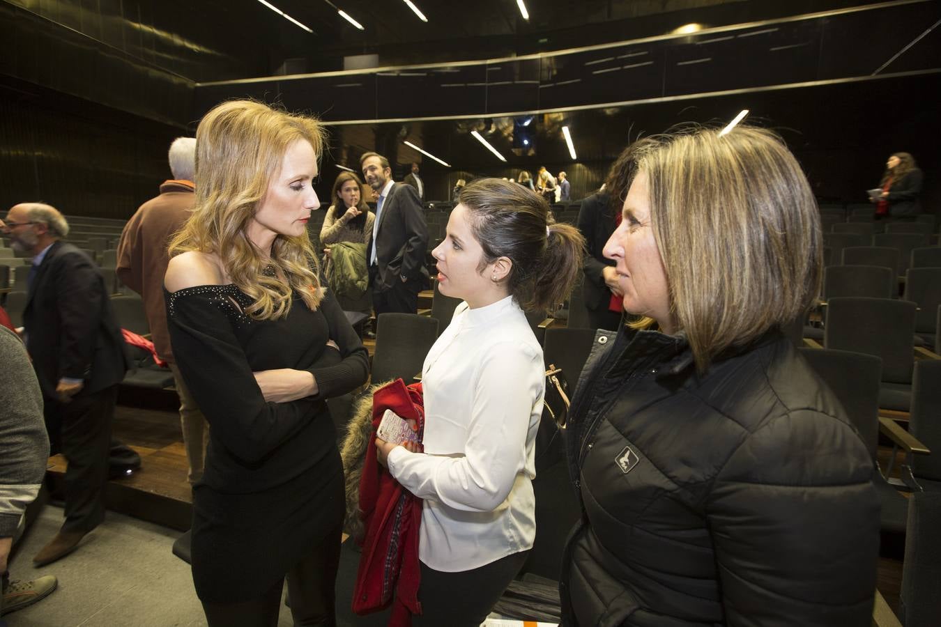 Con 68 euros al mes por paciente la cirugía protésica devuelve la calidad de vida