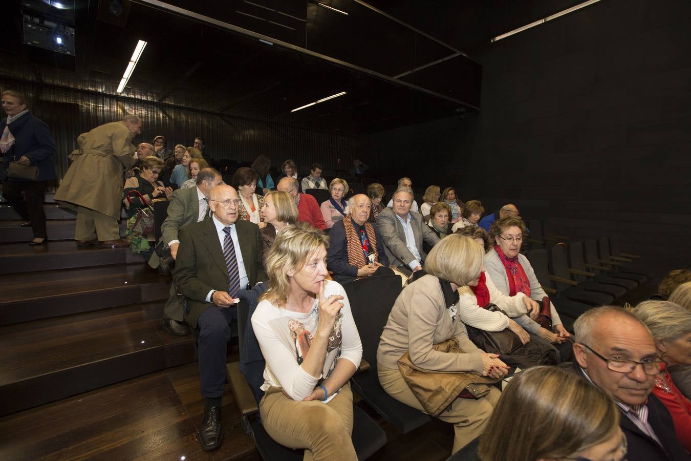 Con 68 euros al mes por paciente la cirugía protésica devuelve la calidad de vida