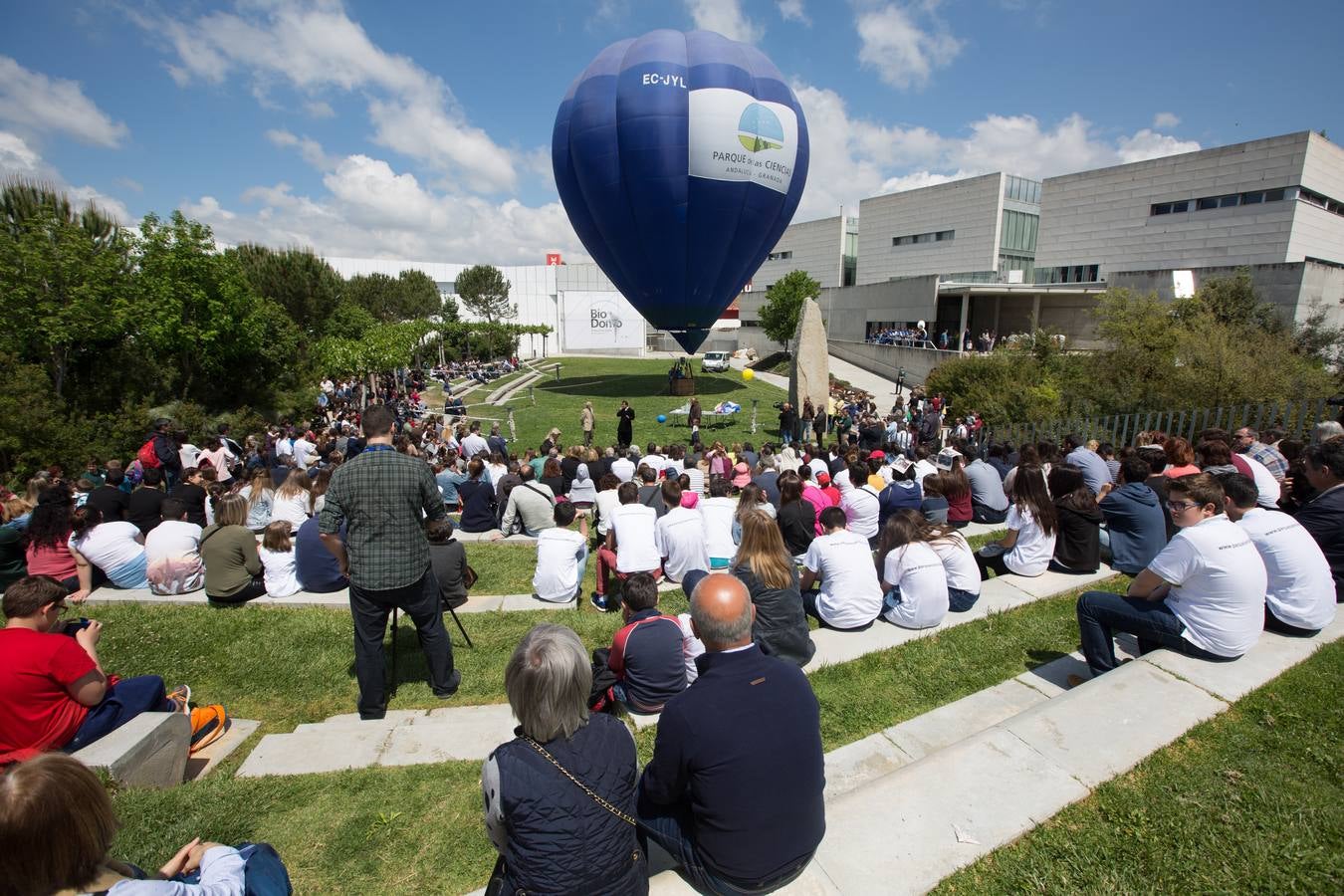 Ventiún años y siempre hacia arriba