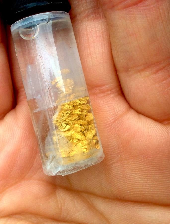 ¿Cómo se busca oro en el río Genil?