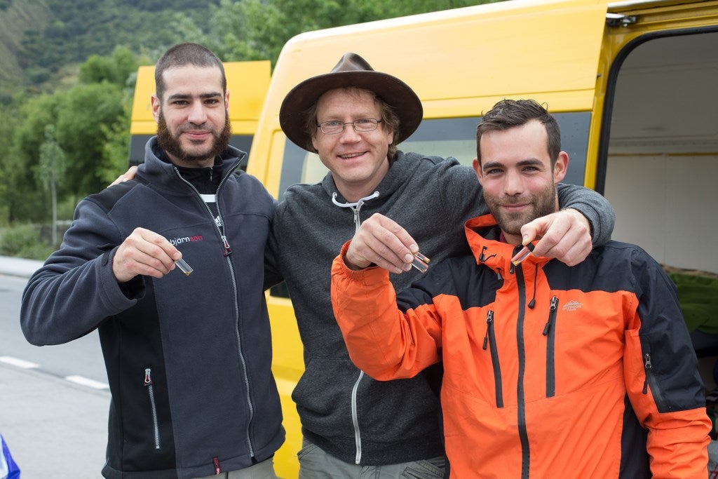 ¿Cómo se busca oro en el río Genil?