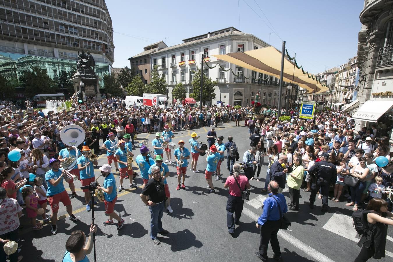 La Tarasca se pone flamenca