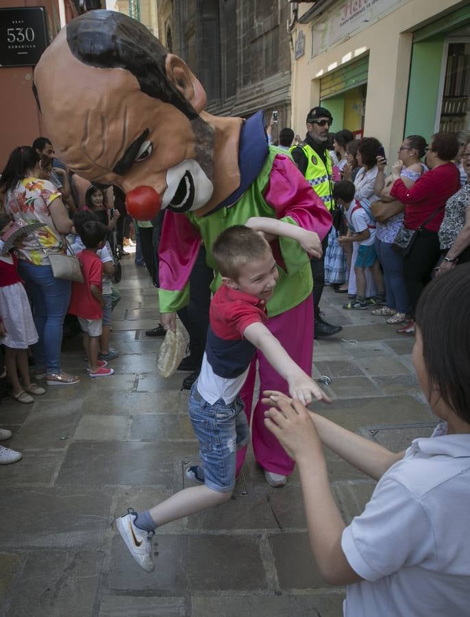 La Tarasca se pone flamenca