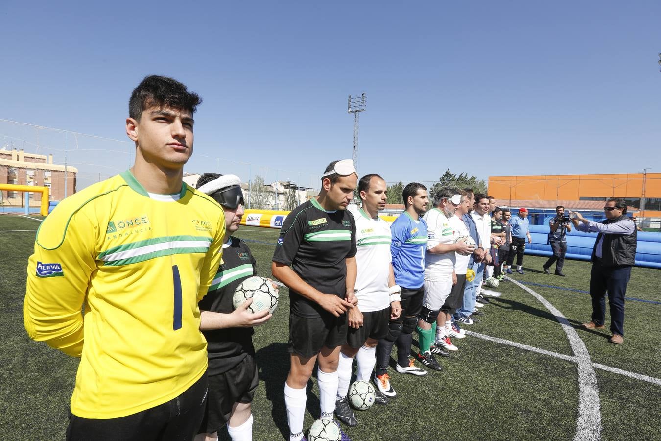 Lección magistral de la Selección Española de fútbol para ciegos en Maracena