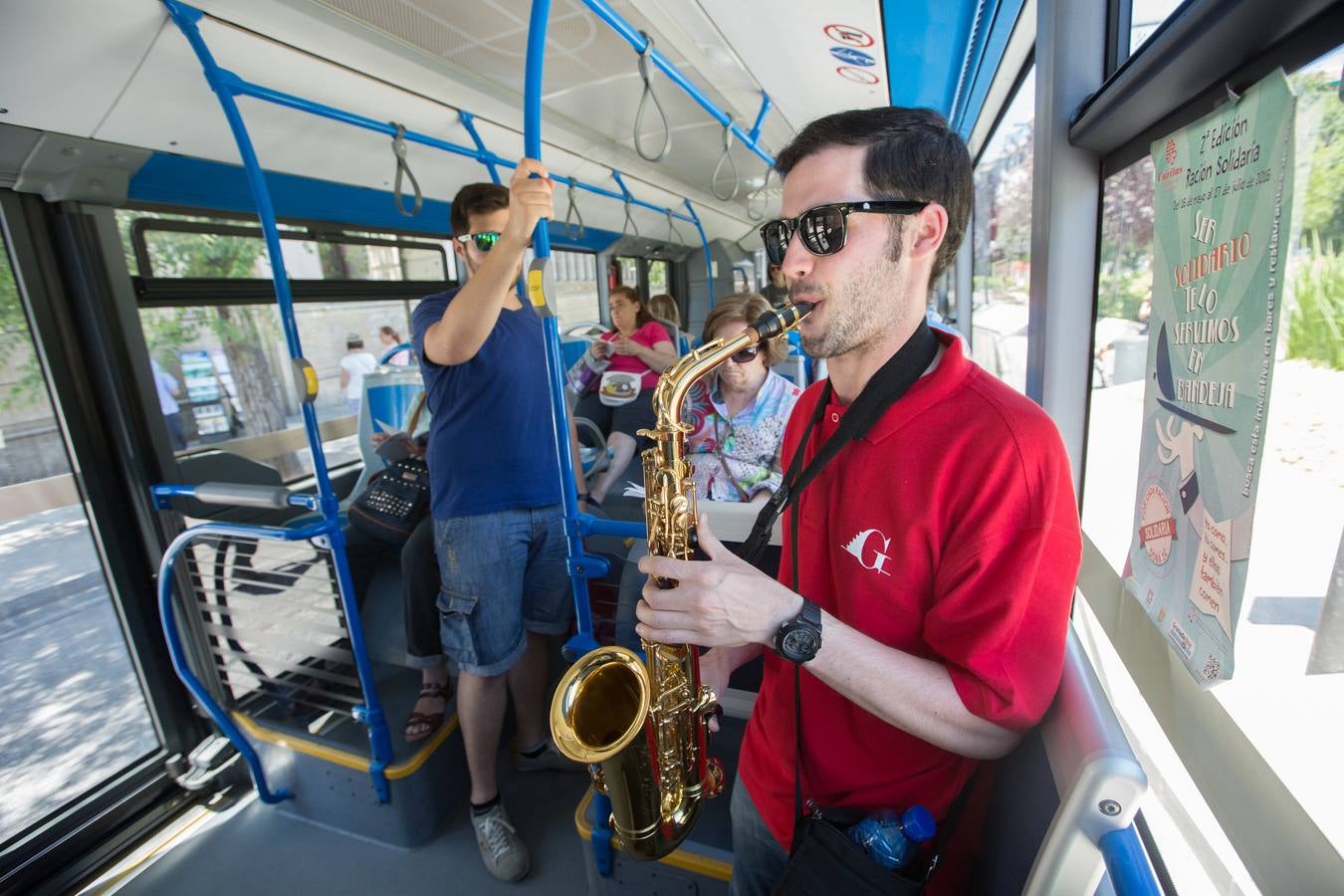 El FEX ya suena en los autobuses de Granada