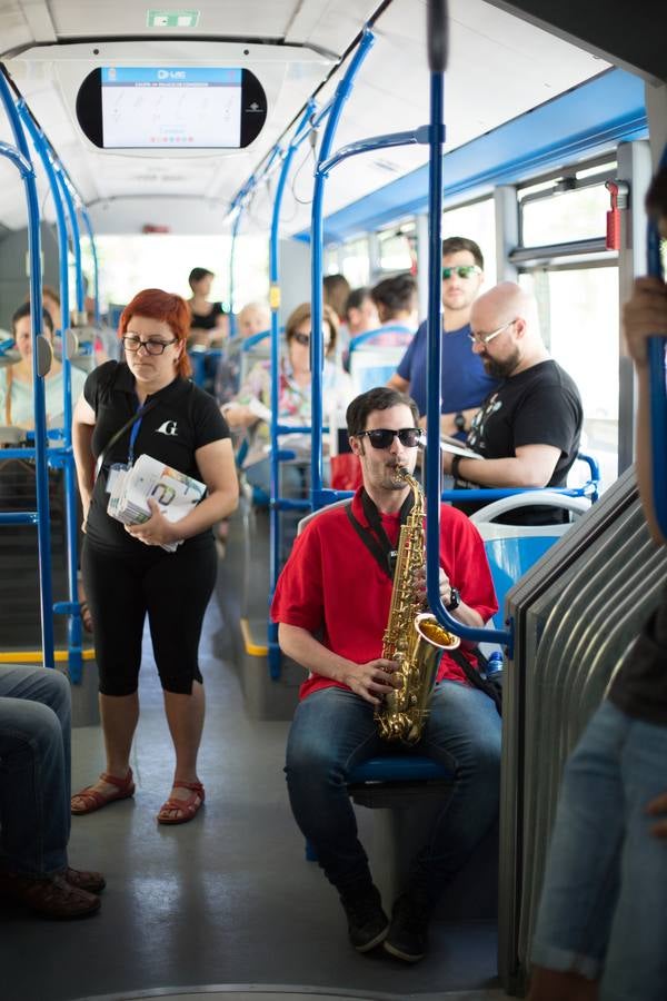 El FEX ya suena en los autobuses de Granada