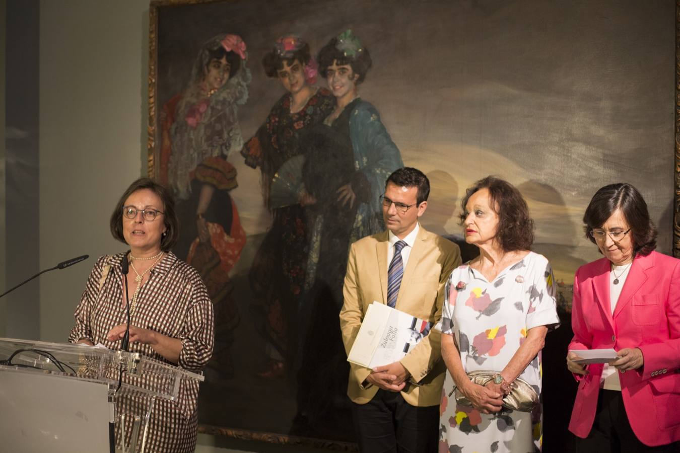 Una muestra repasa con 150 piezas las casi tres décadas de amistad de Zuloaga y Falla