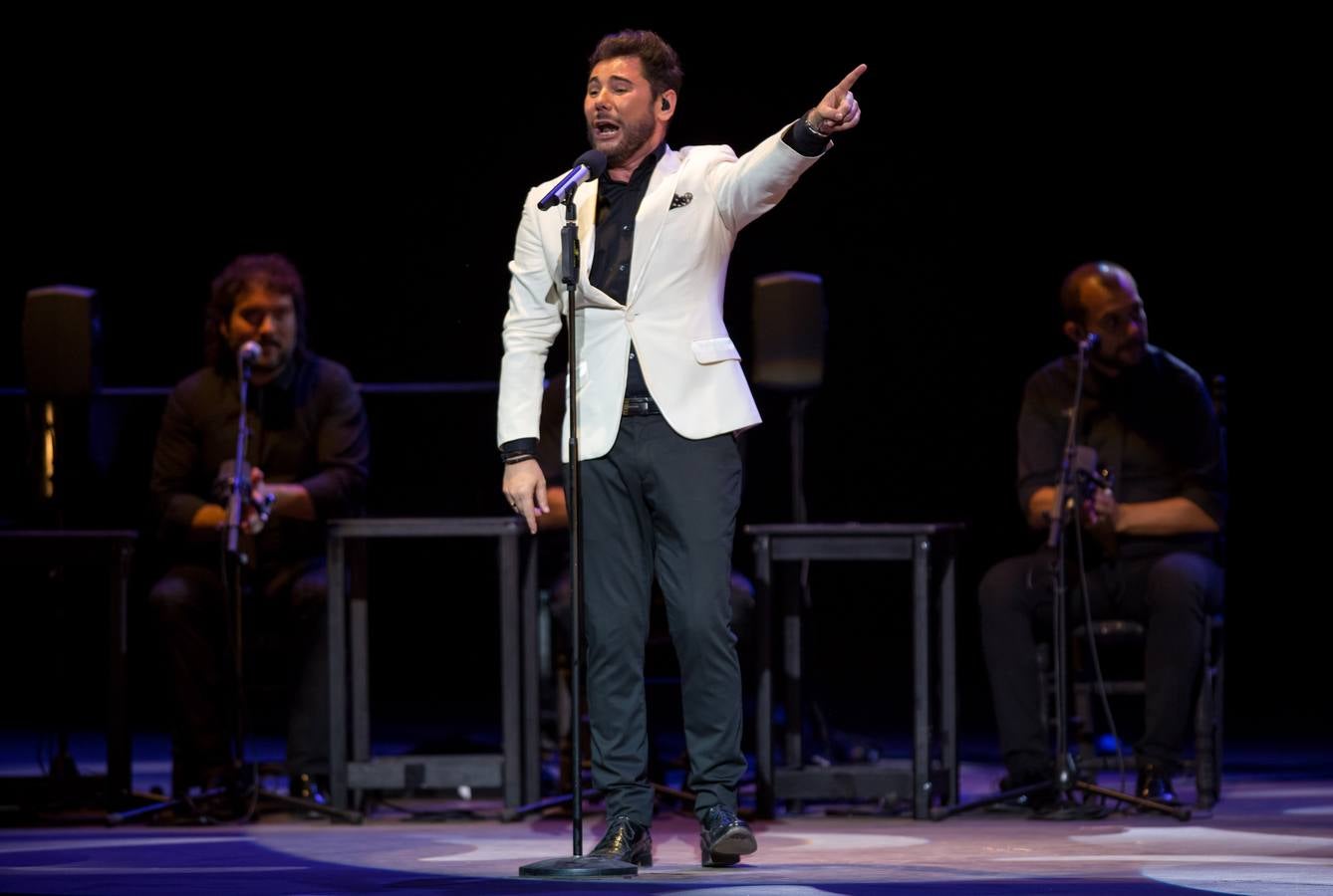 Miguel Poveda se hace granadino