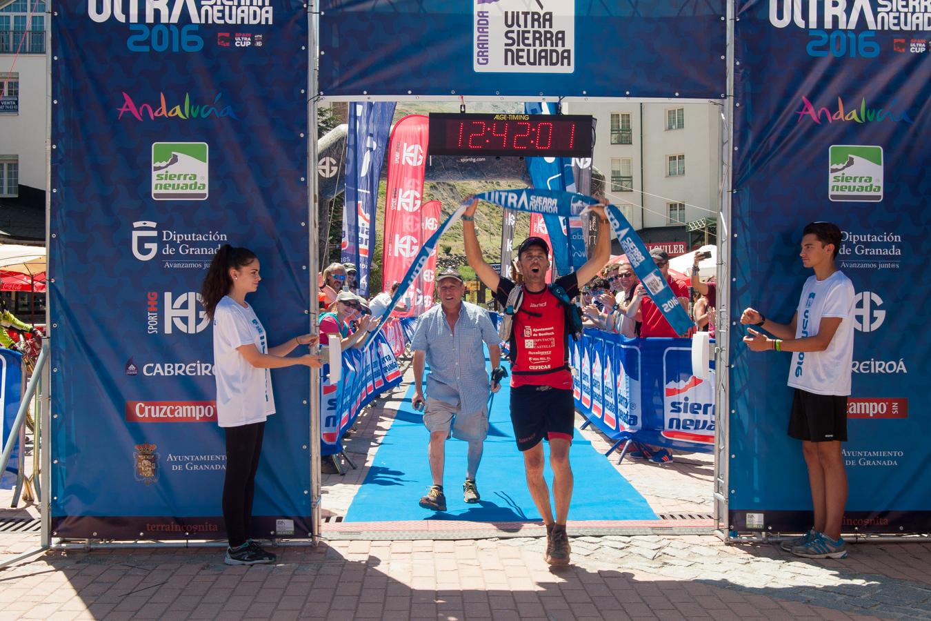 El corredor castellonense Remi Queral se lleva la III Ultra Sierra Nevada