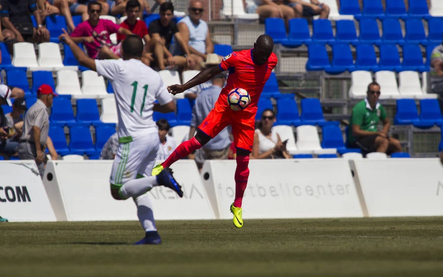 Las mejores imágenes del Granada CF - Argelia sub 23