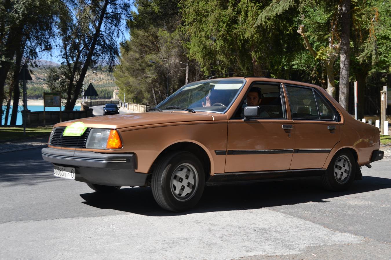 III concentración de coches clásicos en Cacín