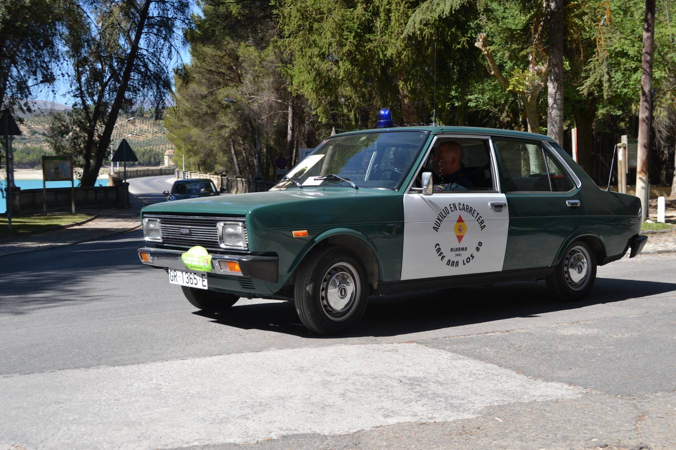 III concentración de coches clásicos en Cacín