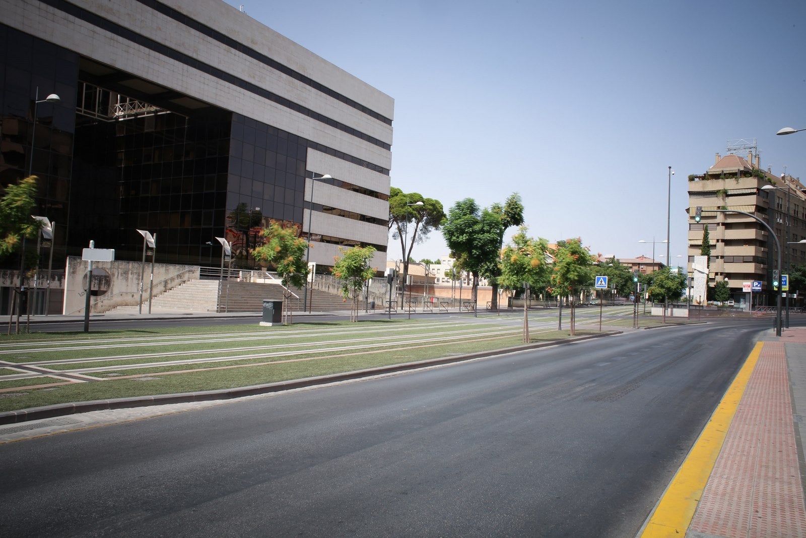 Granada se vacía en el puente de agosto