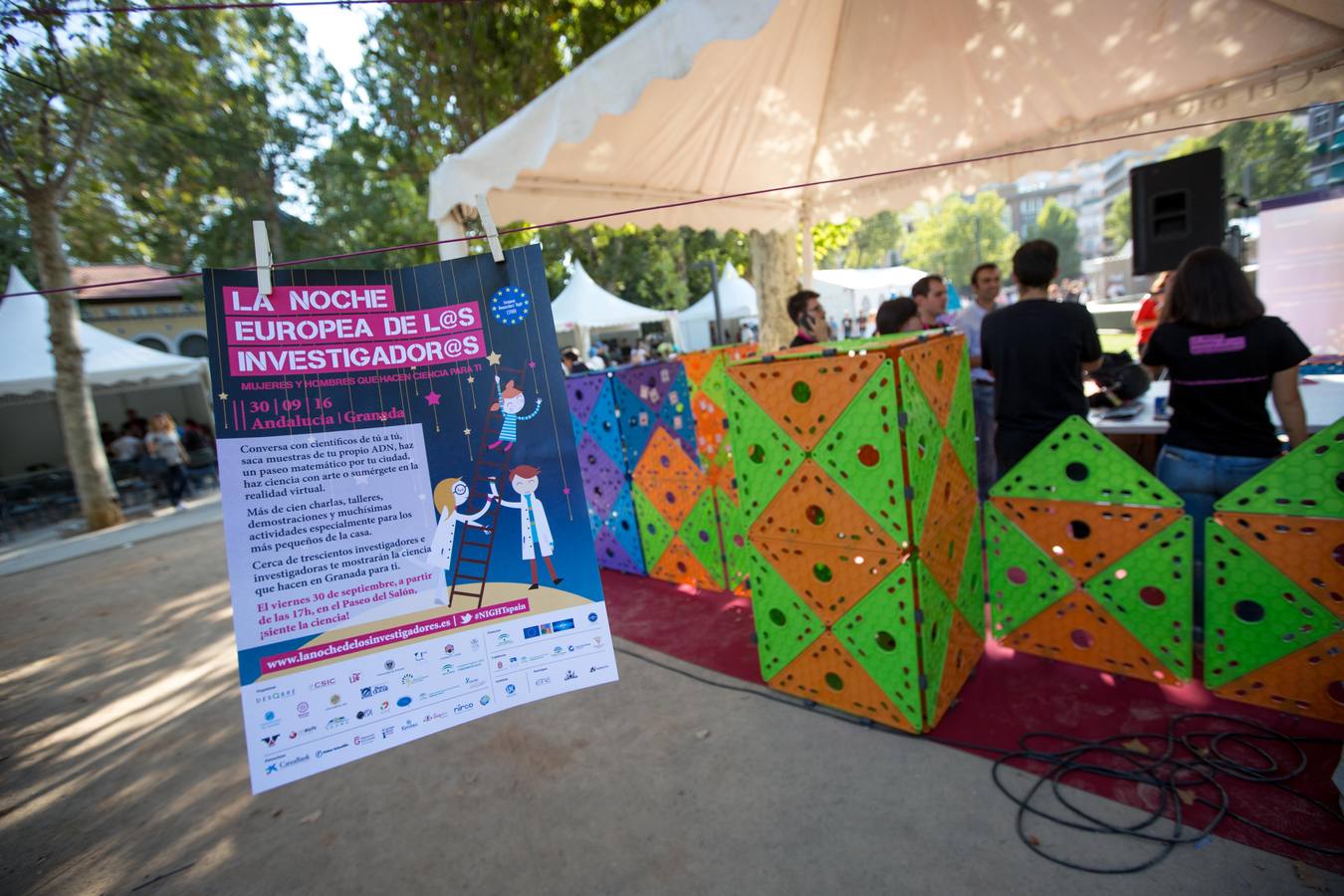 La ciencia sale del laboratorio y entra en el Salón