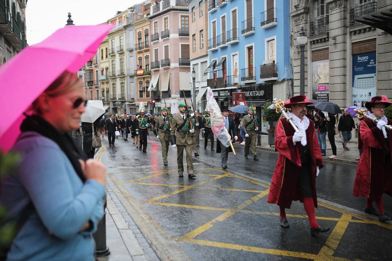 Granada celebra el día de la Fiesta Nacional de España