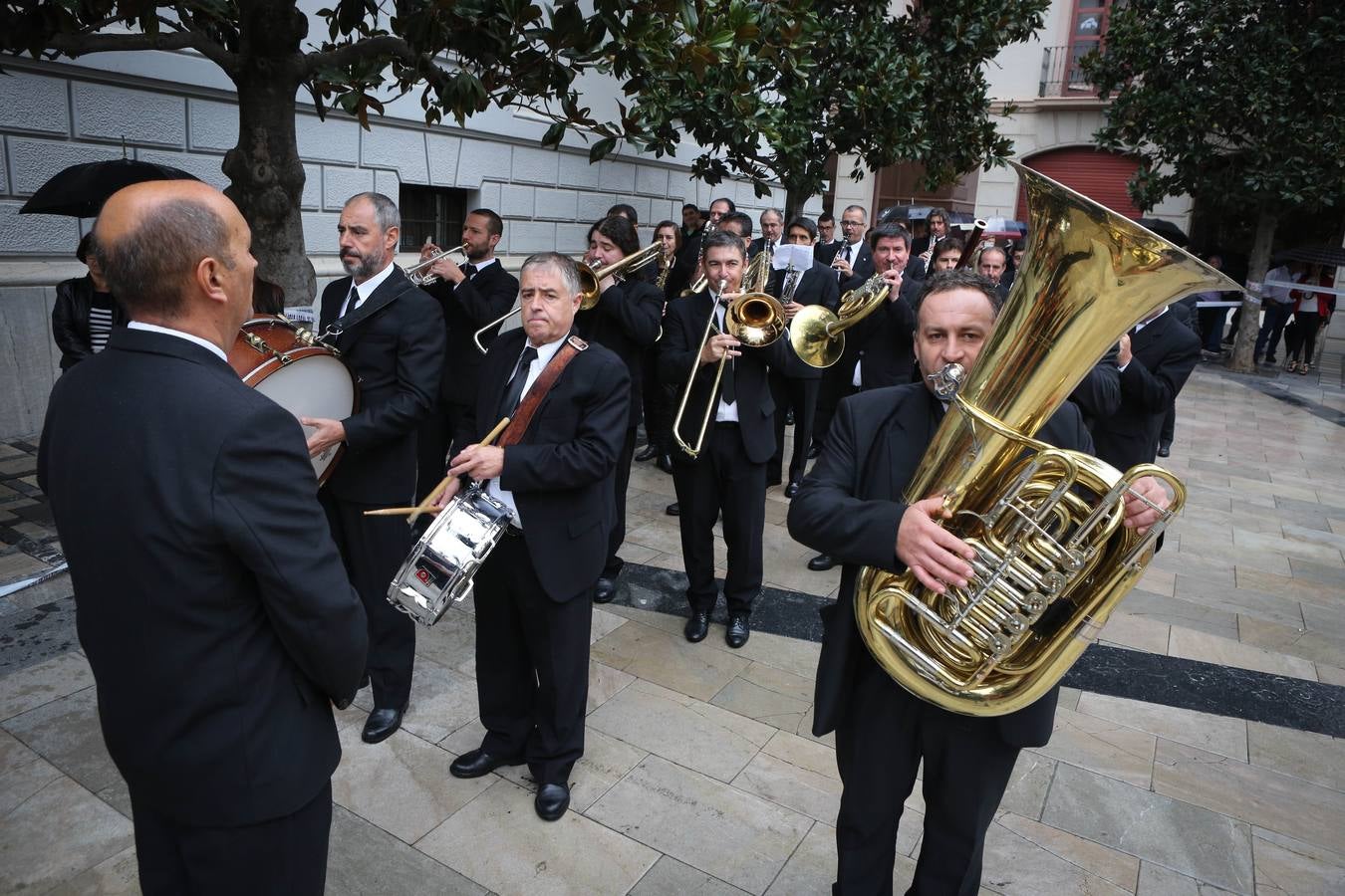 Granada celebra el día de la Fiesta Nacional de España