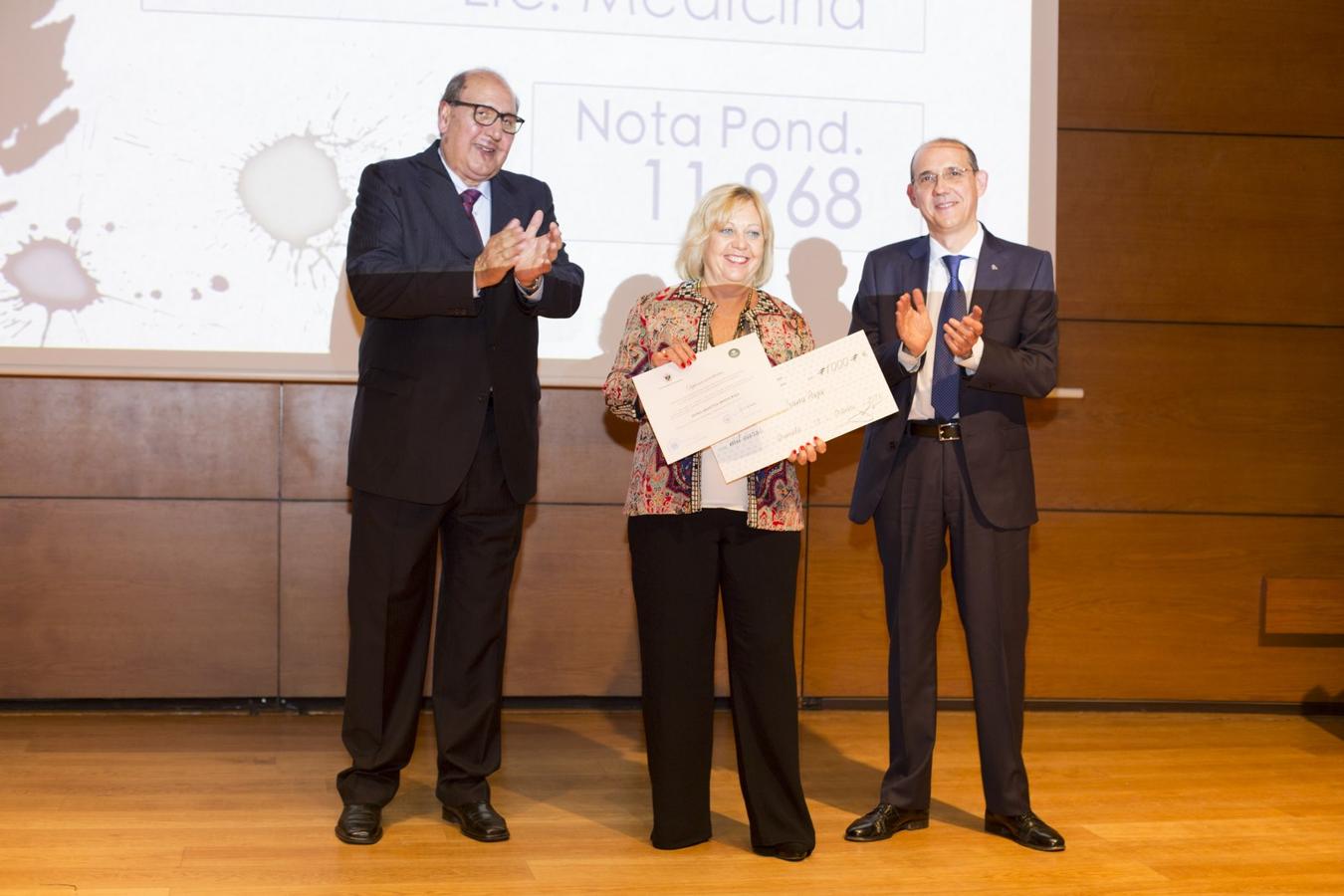 La Caja Rural y la UGR premian el talento y la excelencia académica