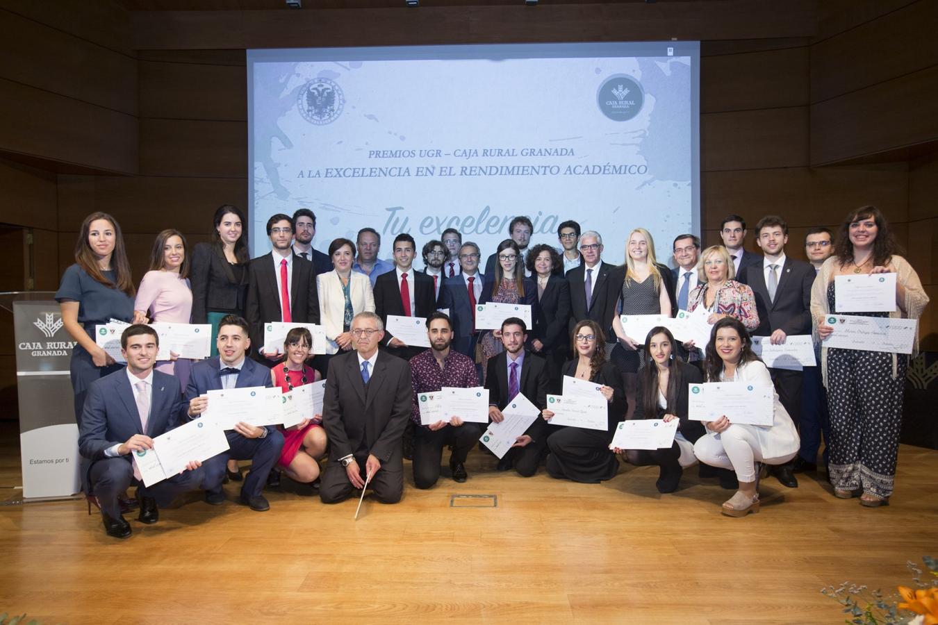 La Caja Rural y la UGR premian el talento y la excelencia académica