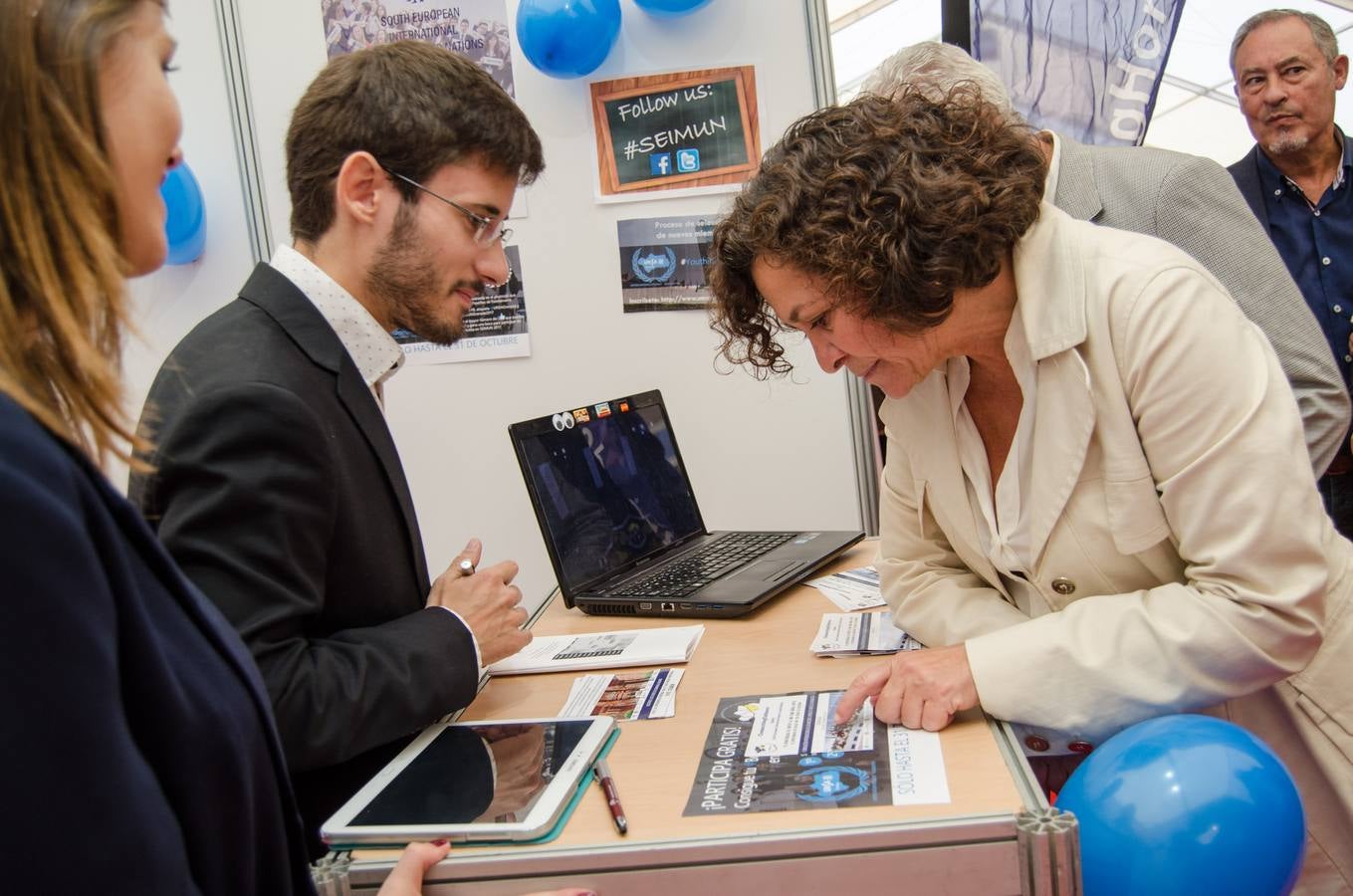 Jornada de recepción en la UGR