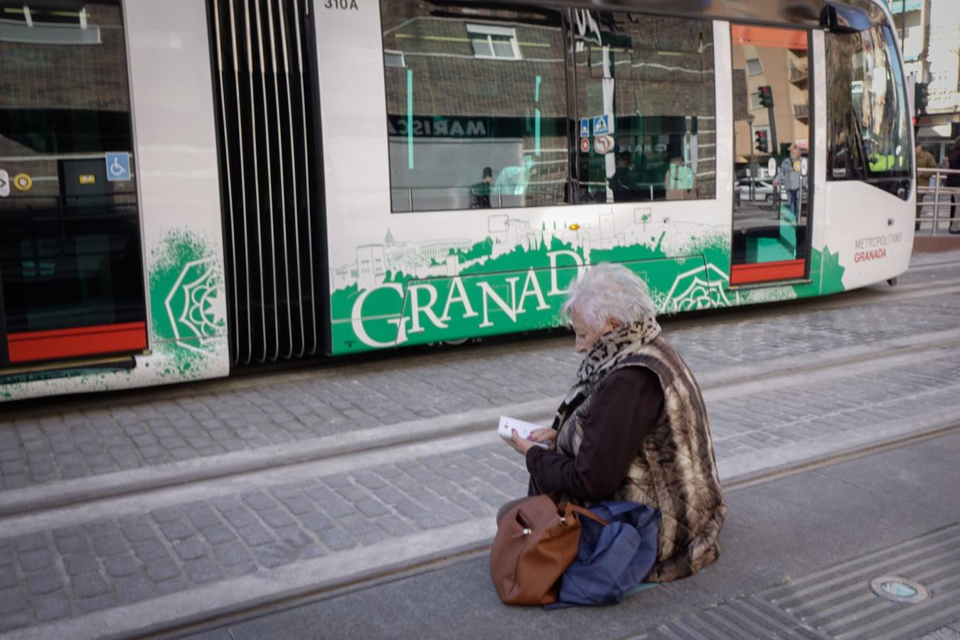 El metro en pruebas ya llega al Zaidín