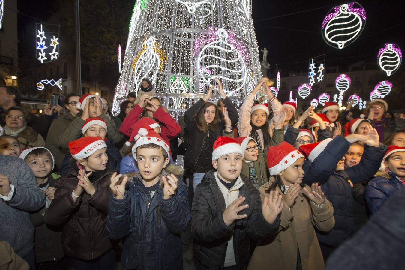 1,5 millones de &#039;leds&#039; iluminan la Navidad de Granada