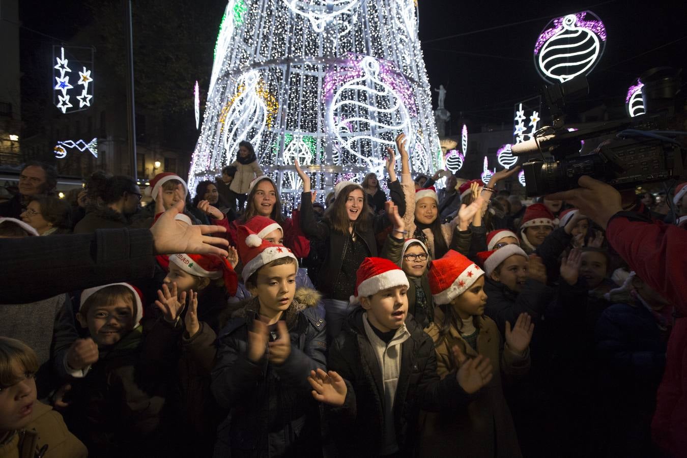 1,5 millones de &#039;leds&#039; iluminan la Navidad de Granada