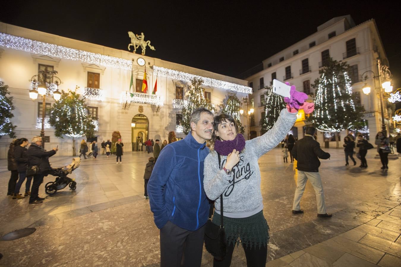 1,5 millones de &#039;leds&#039; iluminan la Navidad de Granada