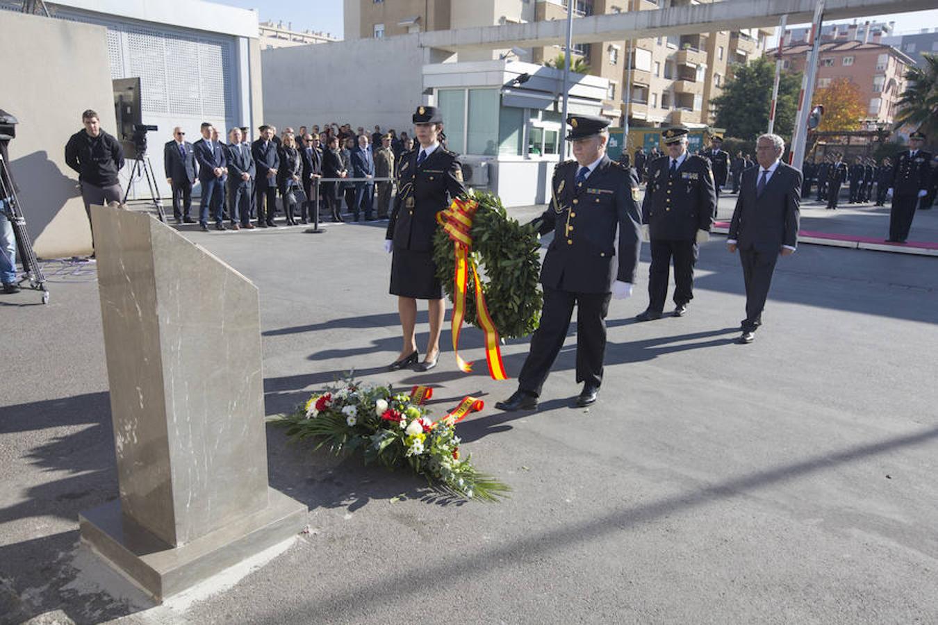 Homenaje a los policías caídos en acto de servicio
