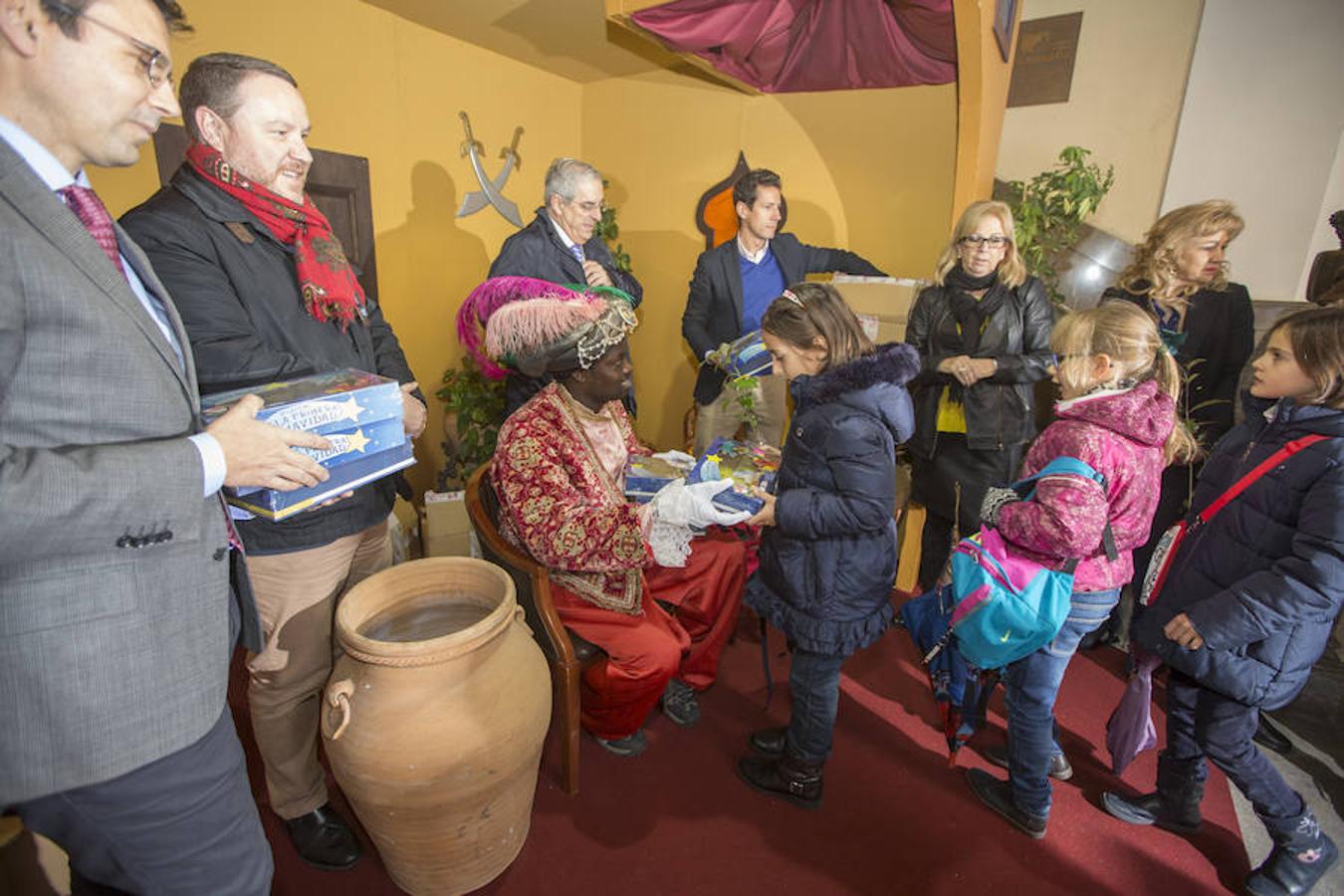 El Cartero Real ya recibe a los niños por Navidad