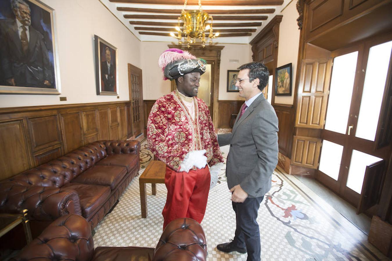 El Cartero Real ya recibe a los niños por Navidad