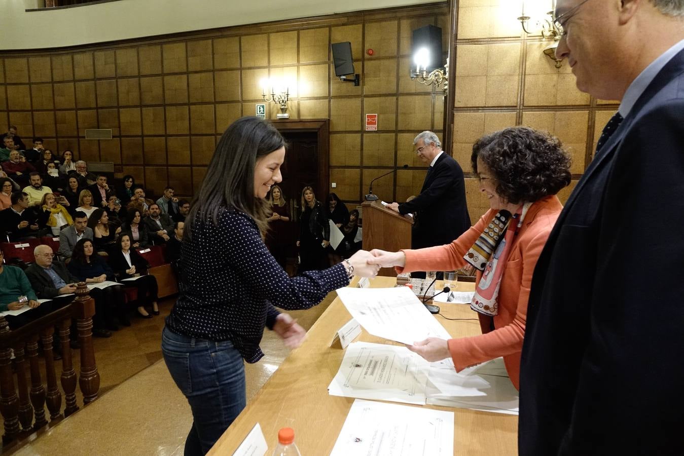 La UGR premia a los autores de las 44 mejores tesis doctorales