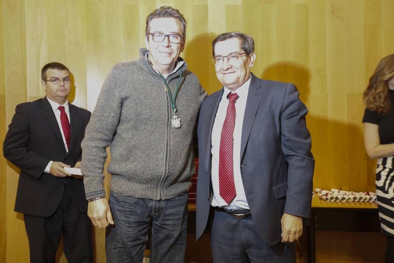 Medallas por un cuarto de siglo trabajando en Diputación