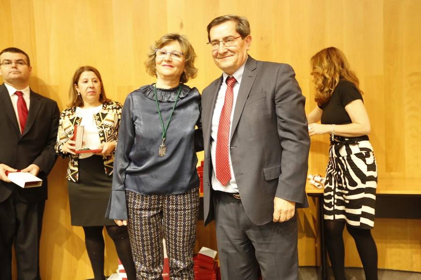 Medallas por un cuarto de siglo trabajando en Diputación