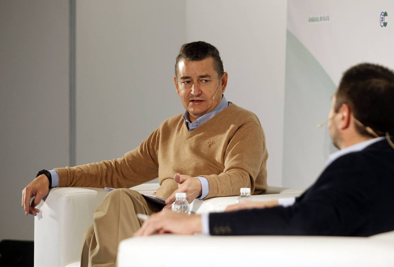 Moreno afea que Díaz recurra a ZP «tras llevar a la economía al colapso»