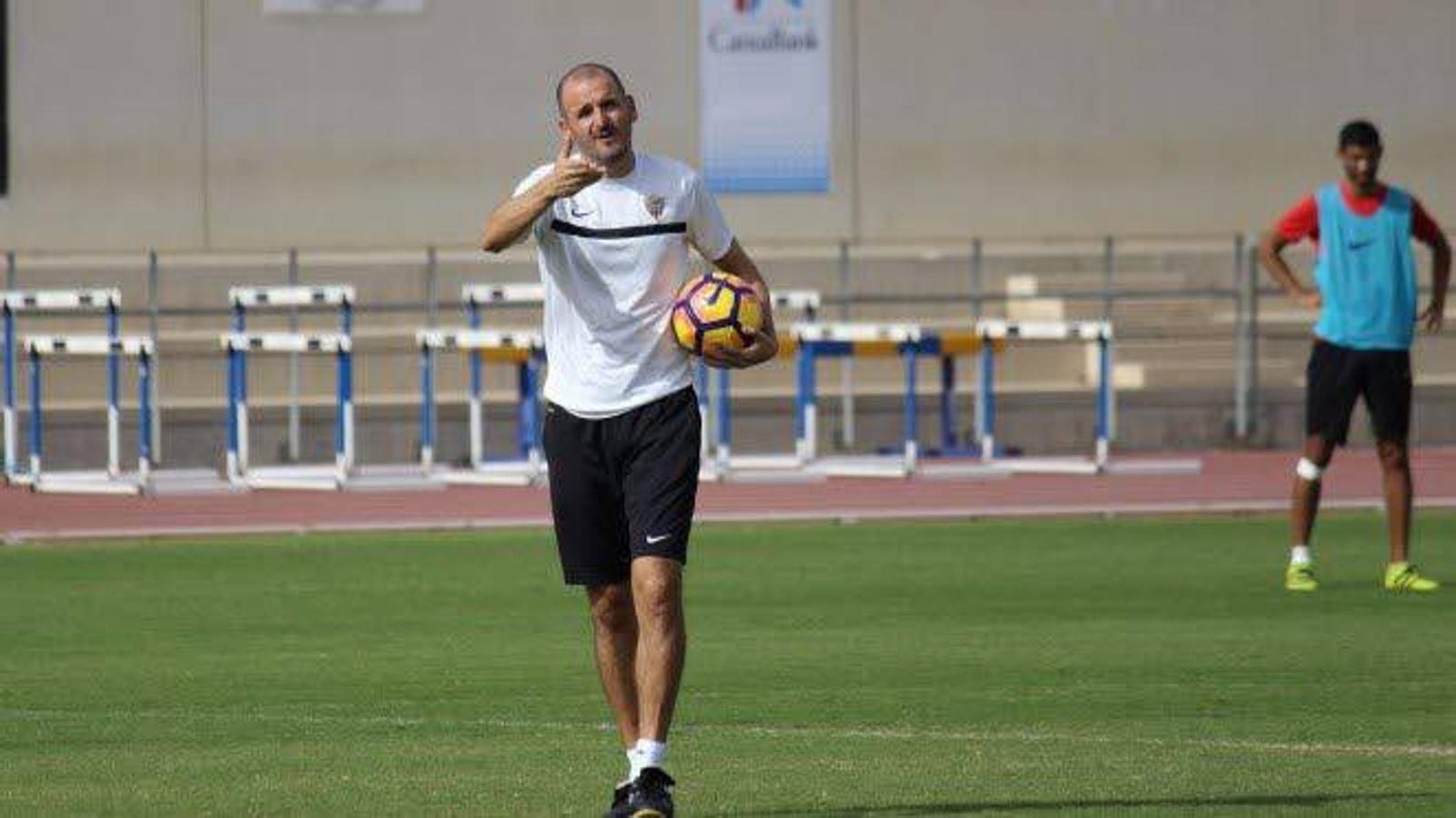 Fernando Soriano Marco. El futbolista que pasó del césped al banquillo de la Unión Deportiva