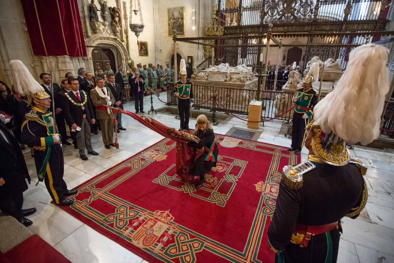 Granada celebra 525 aniversario de La Toma con un cruce de gritos sin incidentes