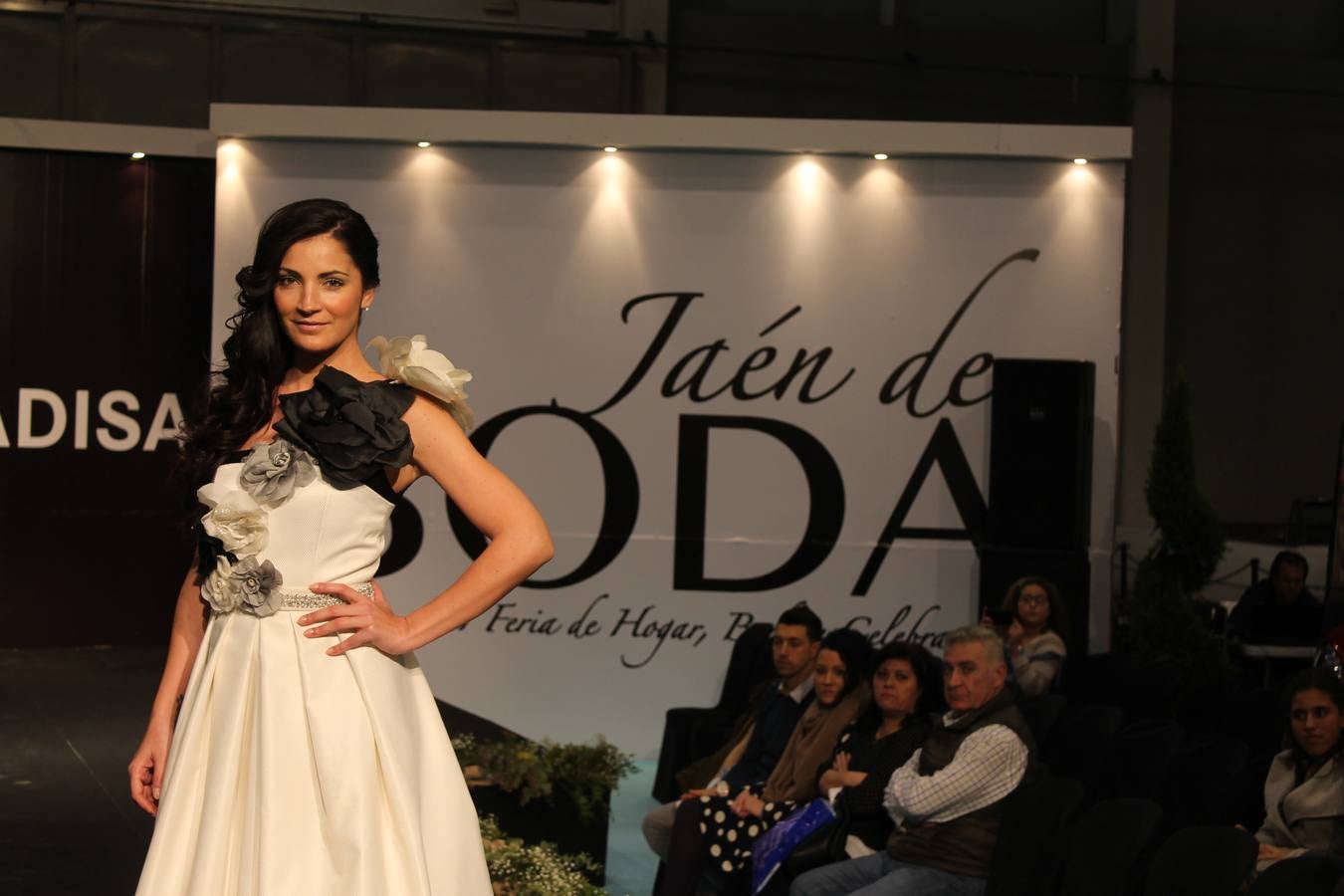 Jaén se viste de boda &#039;arriesgando&#039;