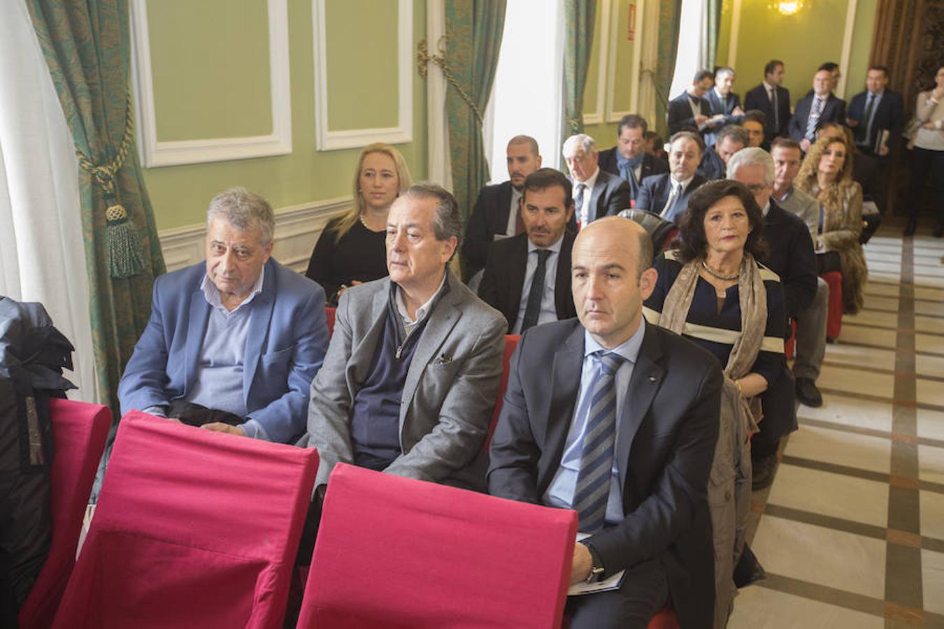 Las instituciones se conjuran en el I Foro Granada-Motril
