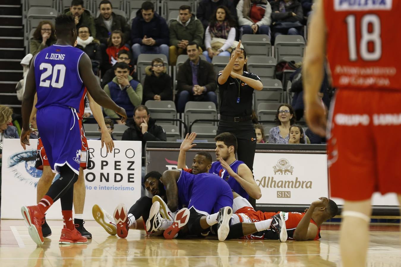 La holgada victoria del Coviran Granada