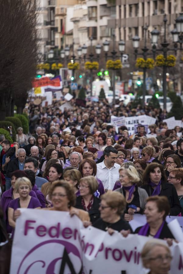 Granada celebra el 8 de marzo reivindicando la «igualdad real»