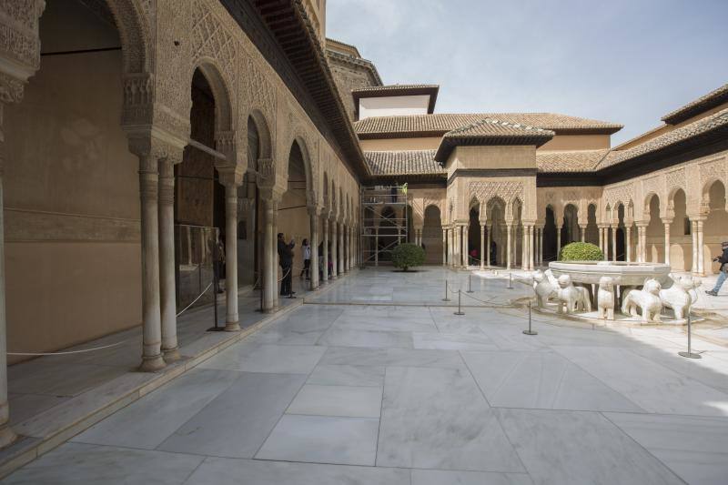 El Patio de los Leones vuelve a lucir más espectacular sin un andamio