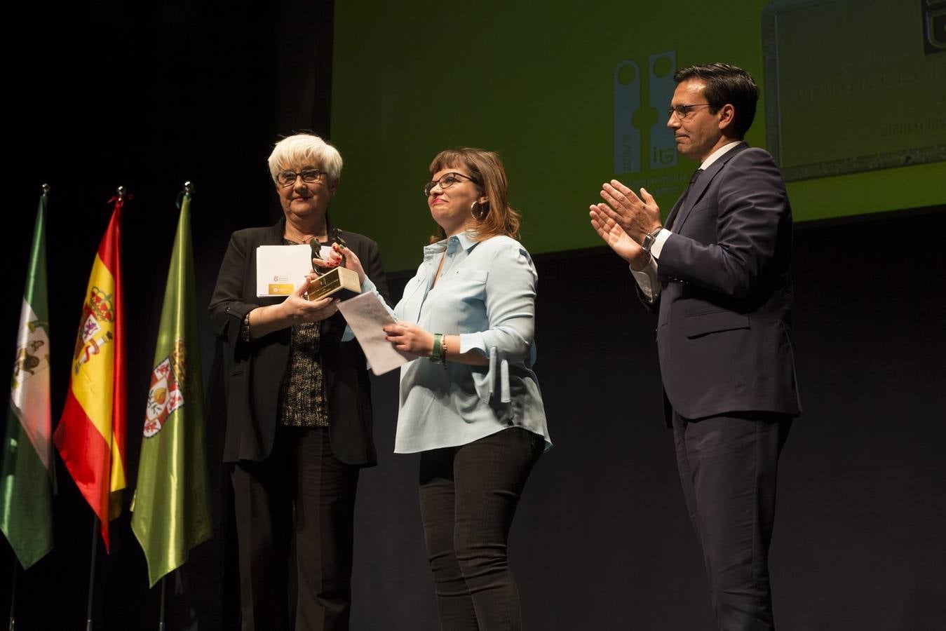 Por una tierra digna y de iguales