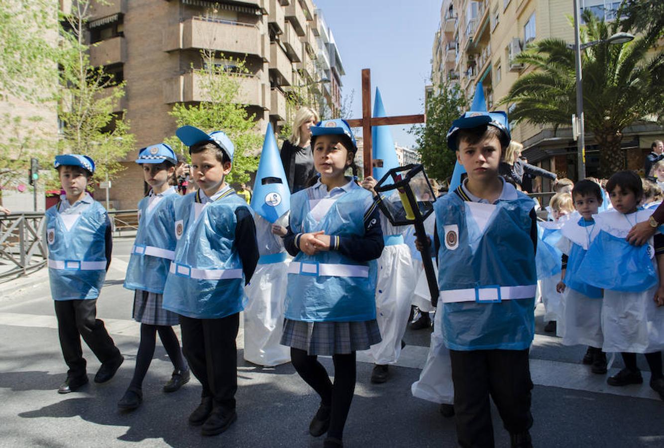 Procesiones con niños en Granada