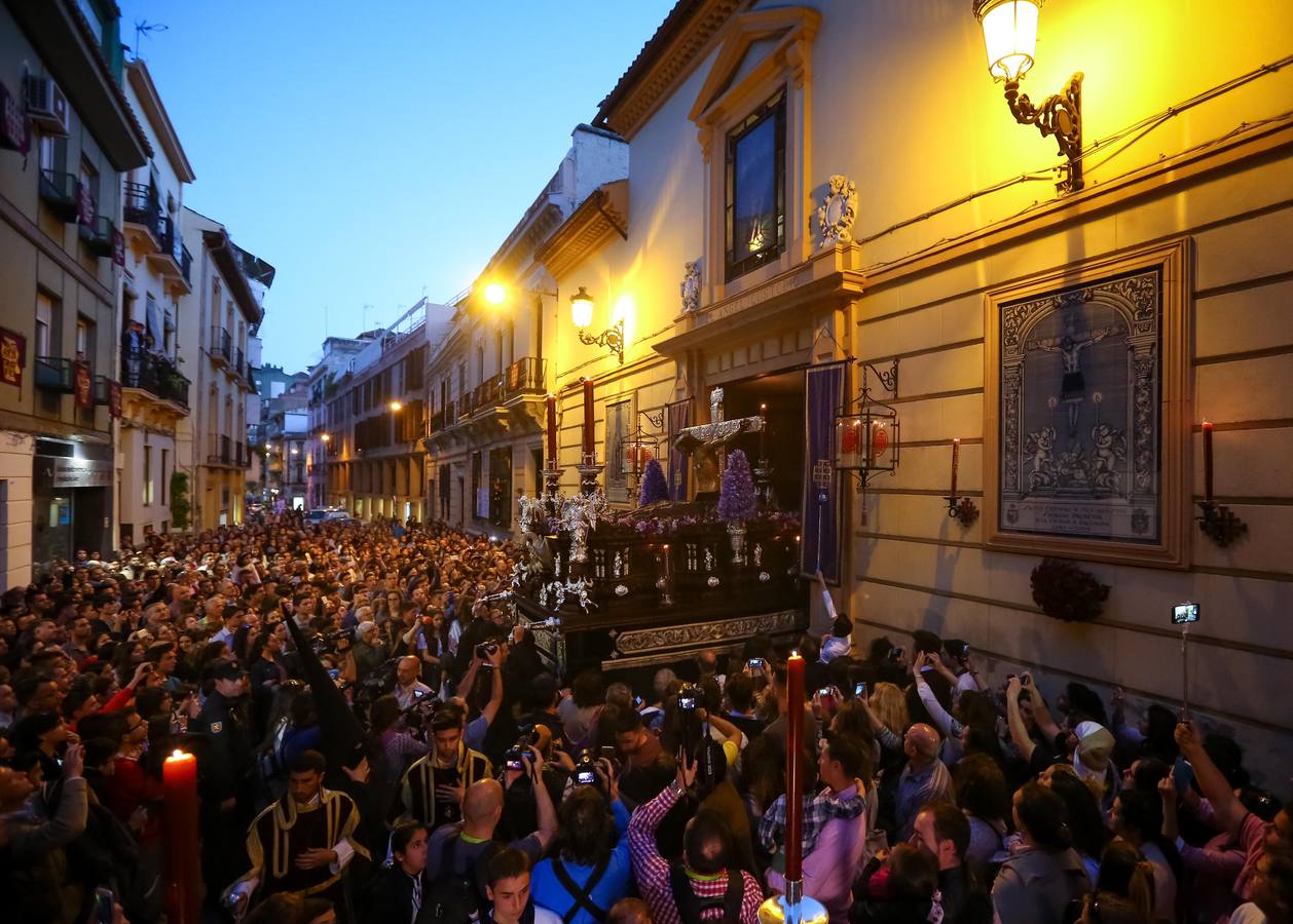 Campanas de luto para el Sagrado Protector