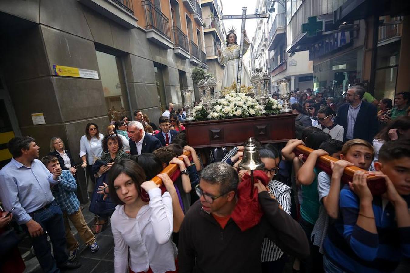 Los Facundillos procesionaron por Granada