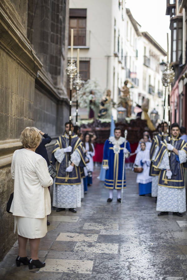 El Resucitado de Regina Mundi recorrió Granada