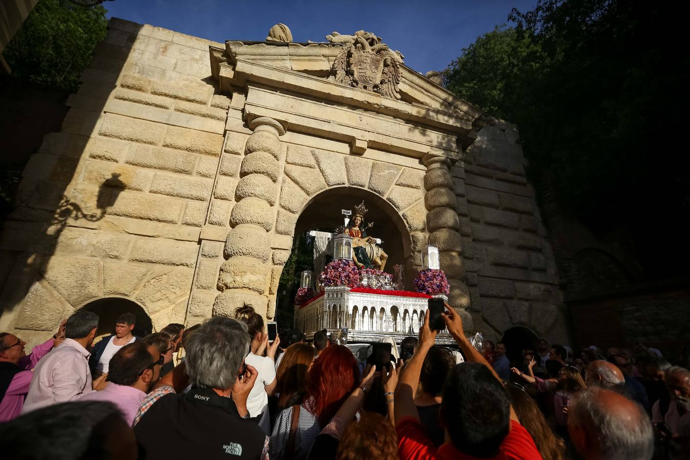 Sábado Santo con la Alhambra