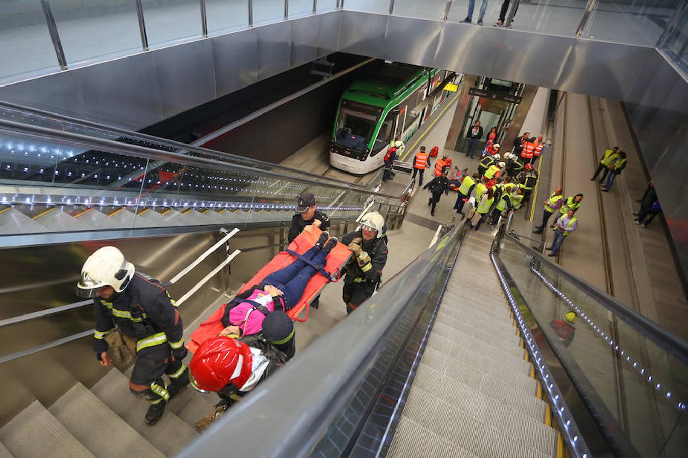 Simulacro de incendio en el metro de Granada