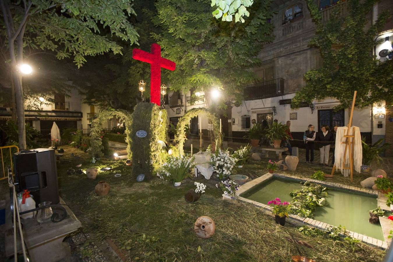 Segundo premio de calles y plazas para la asociación cultural Cruz de Mayo (Plaza Larga)